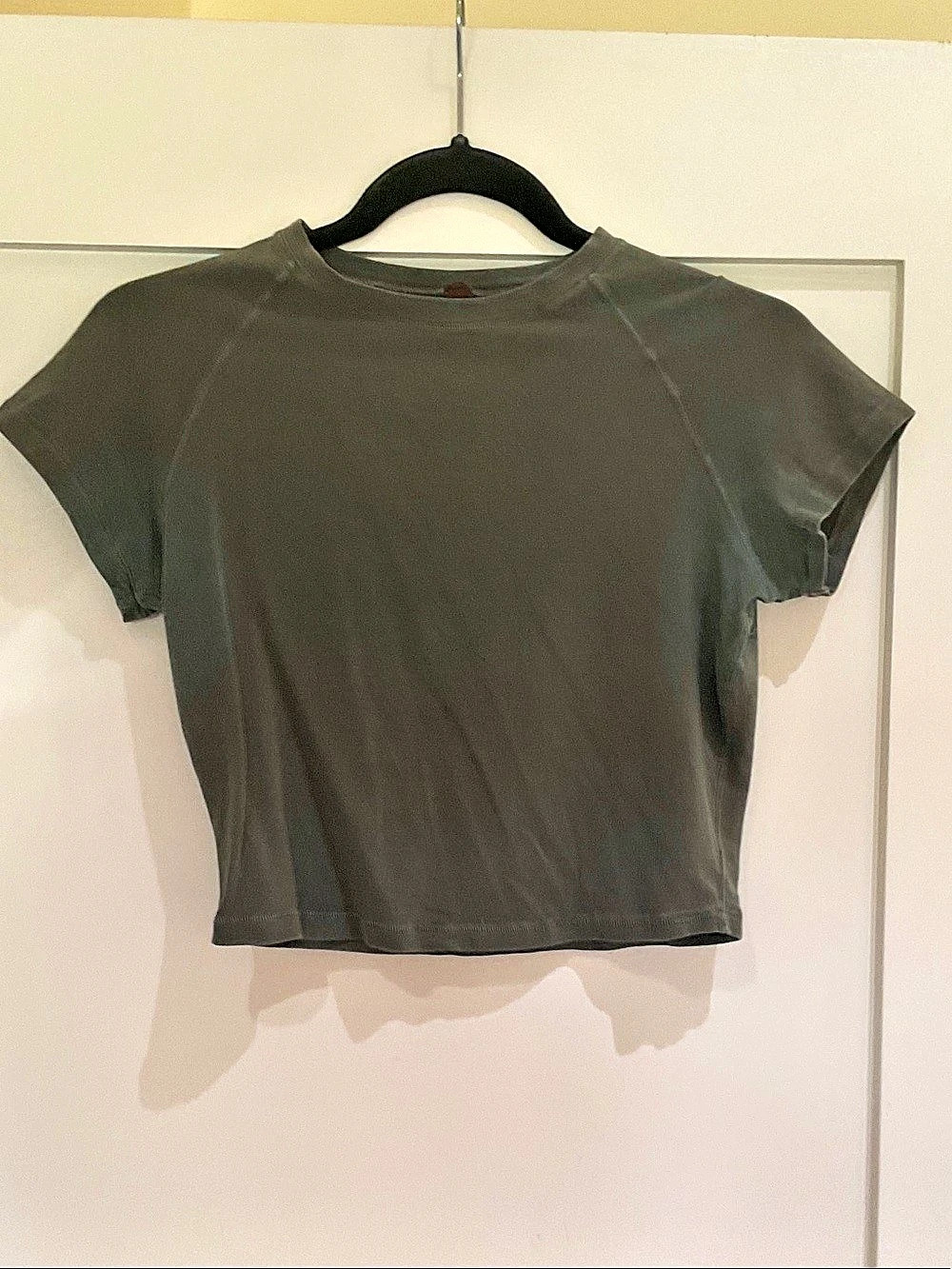 SKIMS Brown Tee Medium
